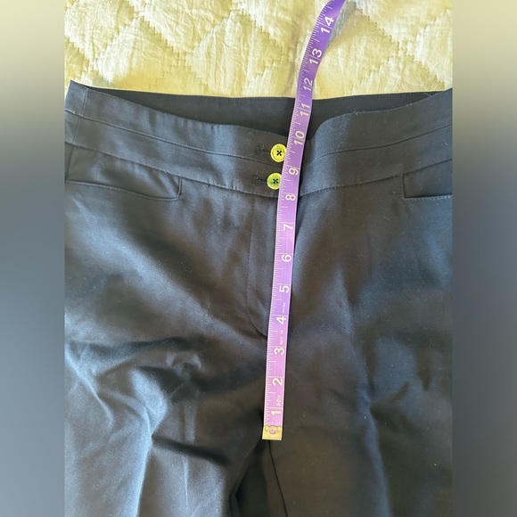 Anne Klein Dark Navy Cropped/Capri Work Dress Pants - Size 6 - Picture 6 of 7